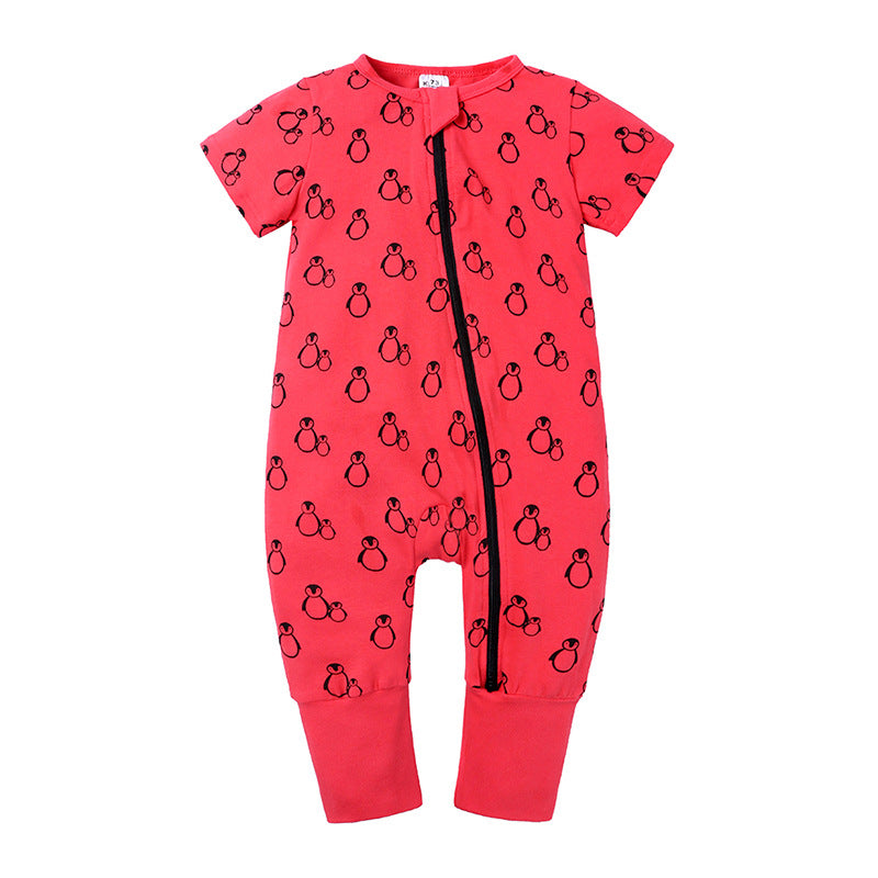 0-2 Year Old Newborns Go Out To Climb Clothes