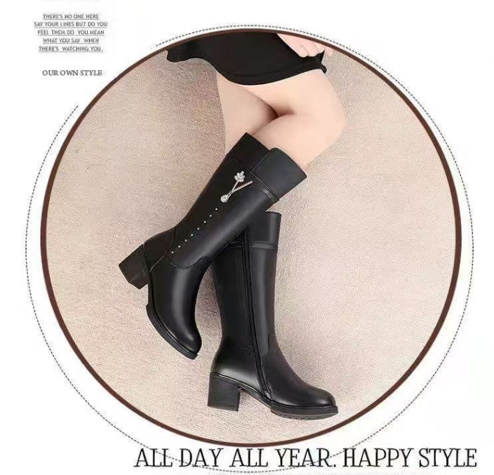 Womens Fleece-Lined Tall Boots In Soft Leather With Wool Lining And Zipper For Warmth