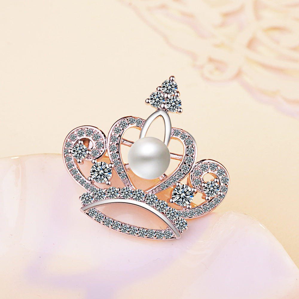Delicate And Luxurious Female Accessories Brooch